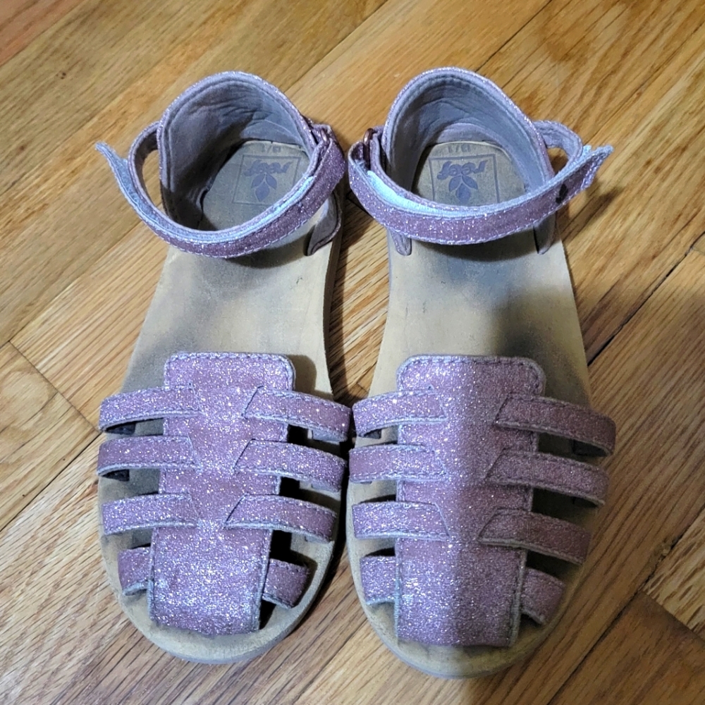 Reef sandals
